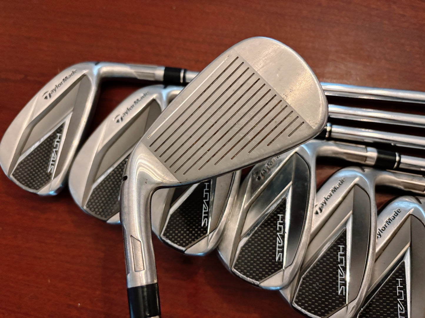 Taylormade Stealth Iron Set 5-AW / KBS Max MT Regular Flex