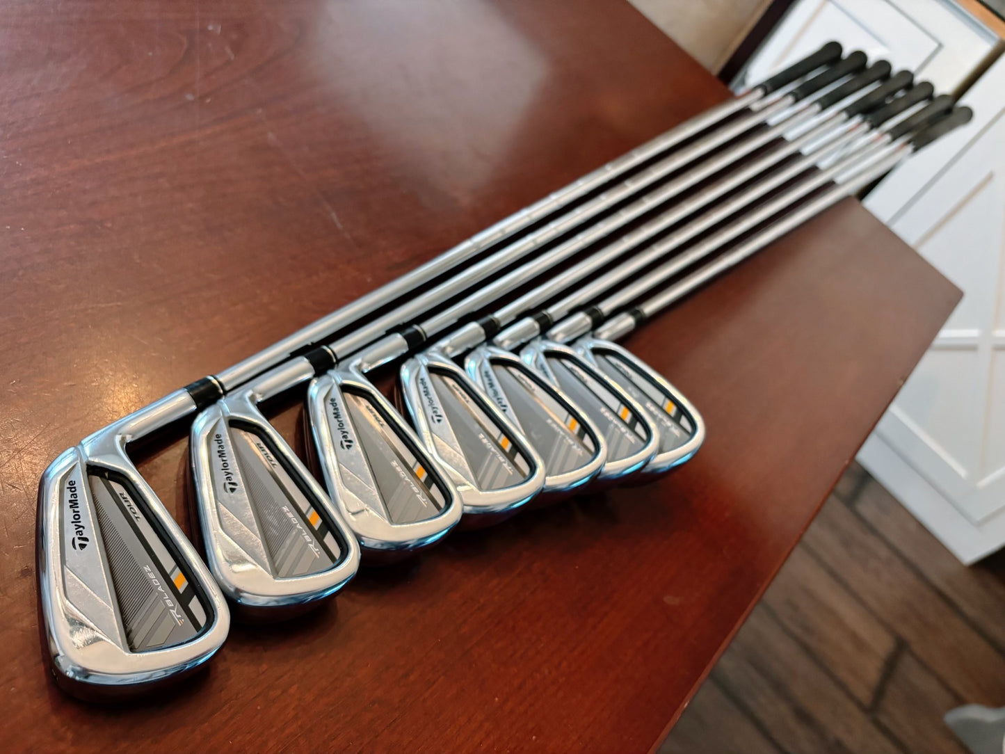 Taylormade RocketBladez Tour Iron Set 4-PW / KBS Stiff