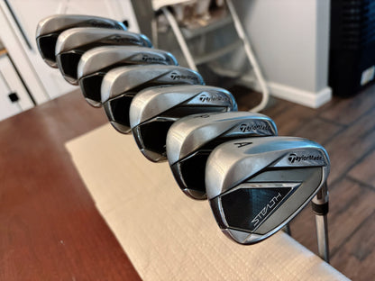 Taylormade Stealth Iron Set 5-AW / KBS Max MT Regular Flex