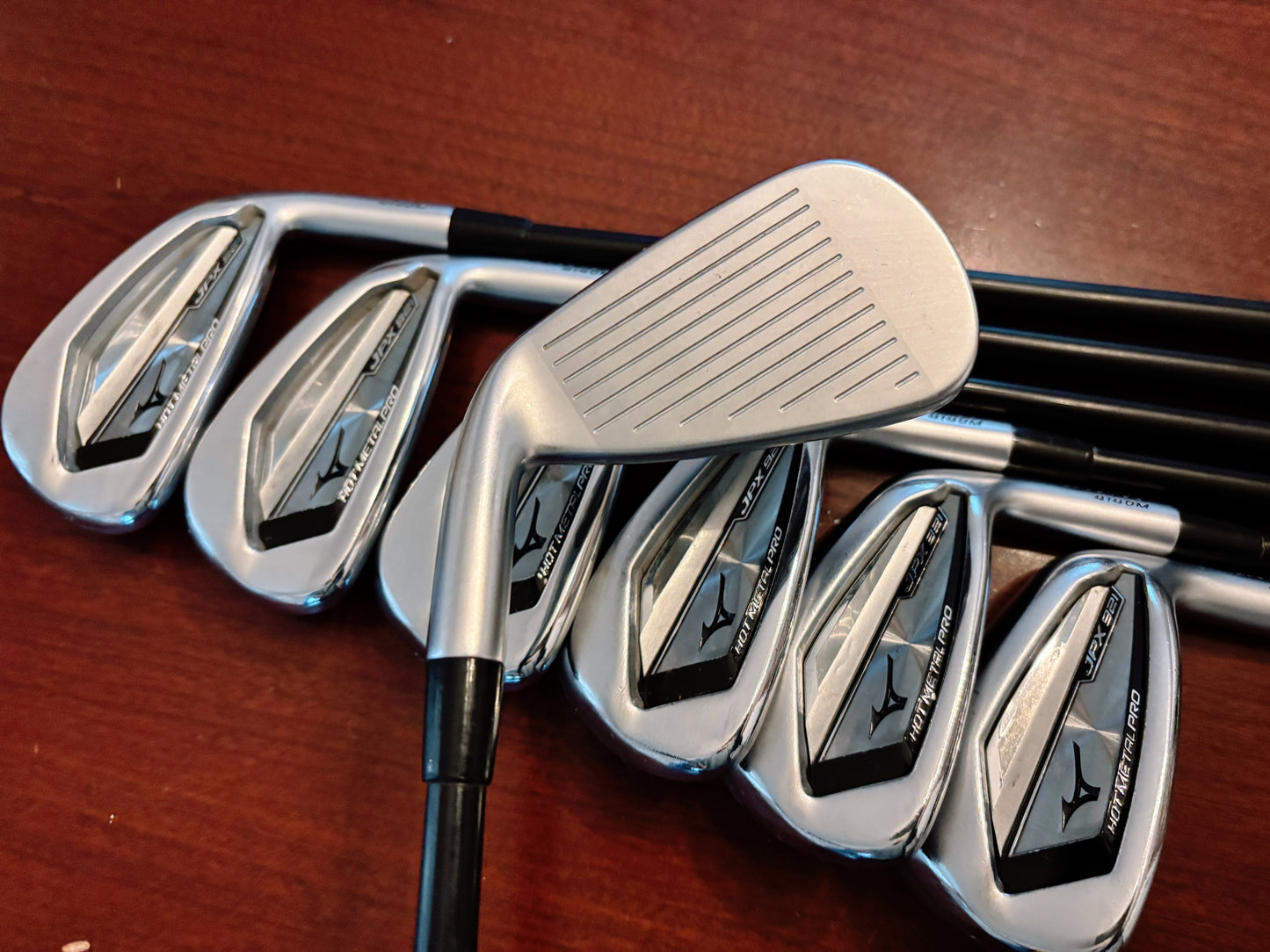 Mizuno JPX 921 Hot Metal Pro Iron Set 4-PW / Project X LZ 5.5 Regular Flex