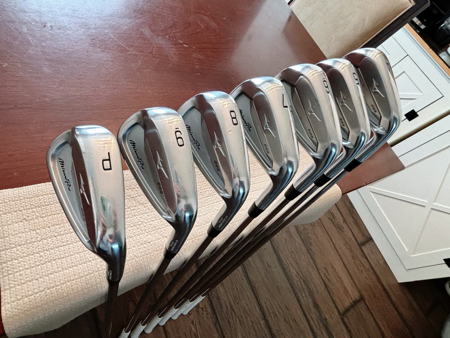 Mizuno Pro 223 Iron Set 4-PW / NS Pro 115 X-Stiff