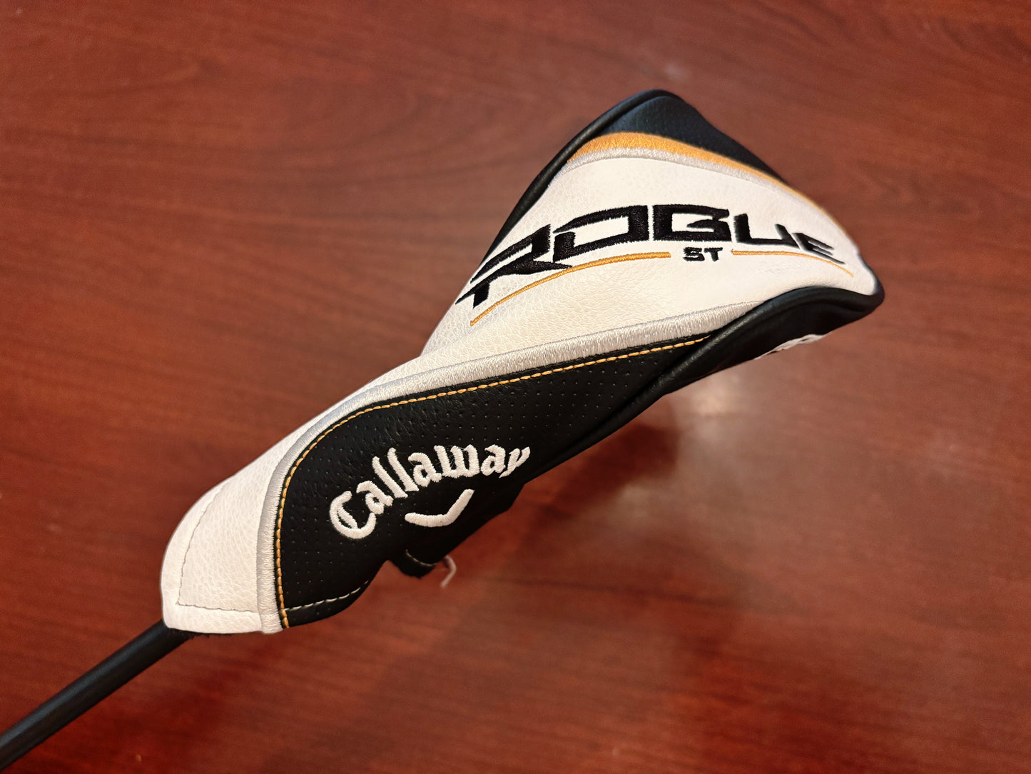 Callaway Rogue ST Max 4-hybrid + headcover