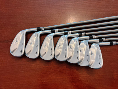 Mizuno Pro 225 Iron Set 4-PW / Aerotech Steelfiber X-Stiff