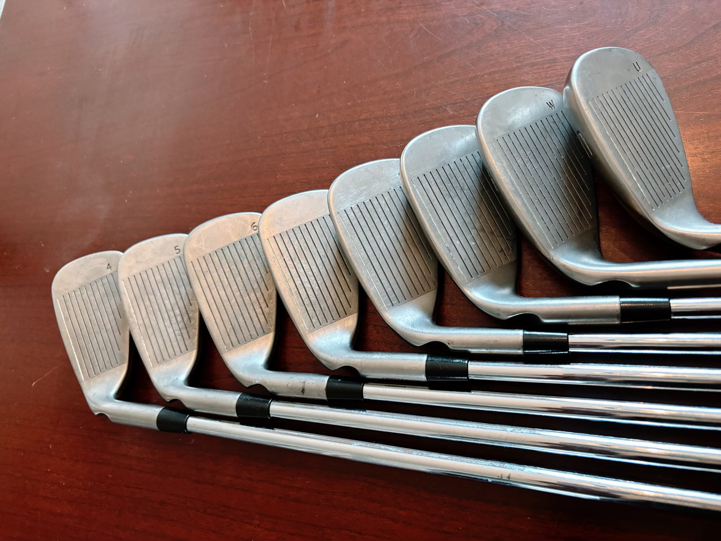 Ping G Iron Set 4-UW / Ping AWT Regular Flex