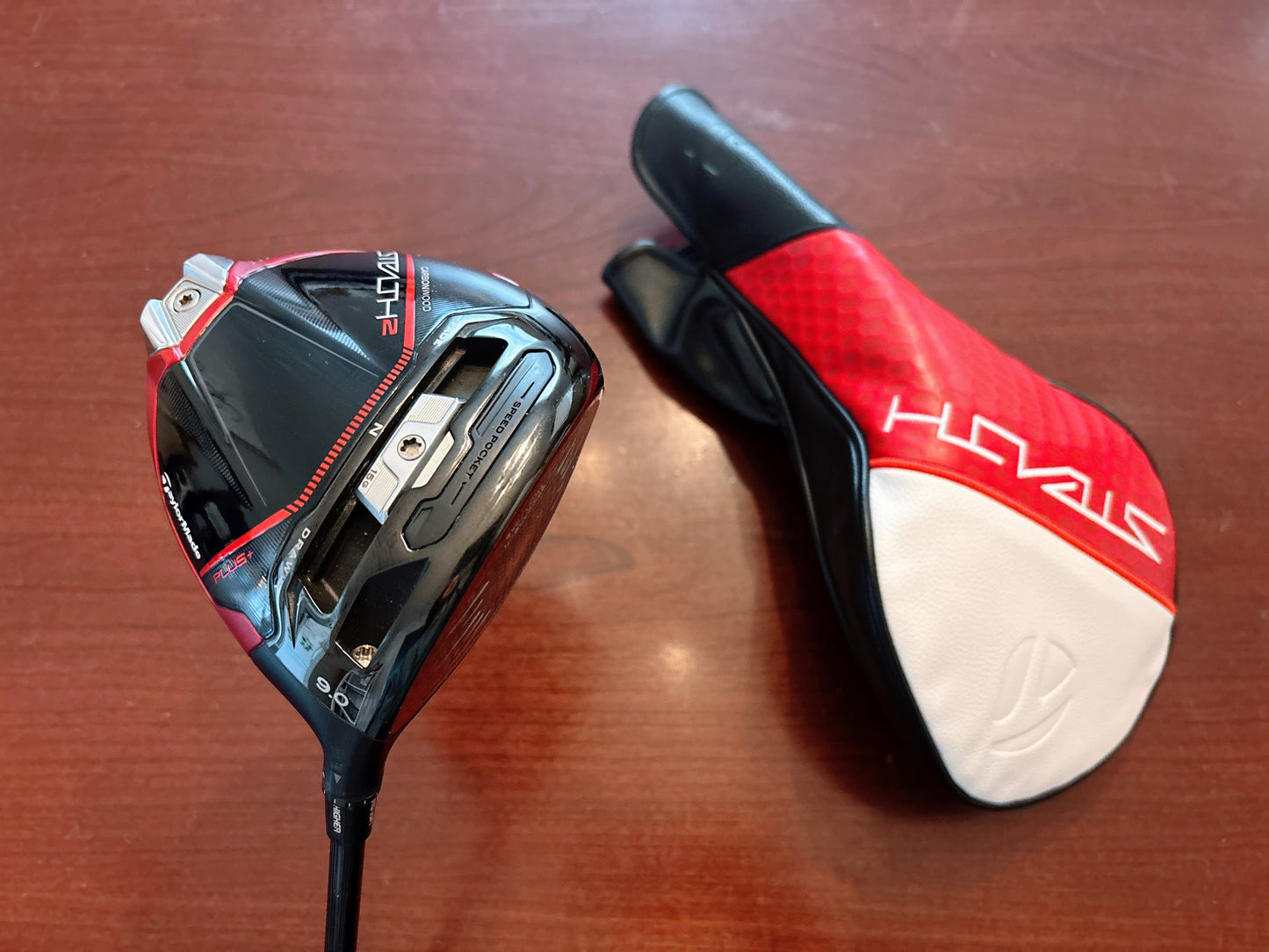 Taylormade Stealth 2+ Driver 9.0* + headcover / Regular Flex