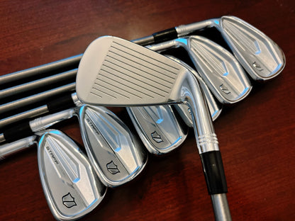 (Left-handed) Wilson Staff CB ‘24 Iron Set 4-PW / Aerotech Steelfiber Stiff