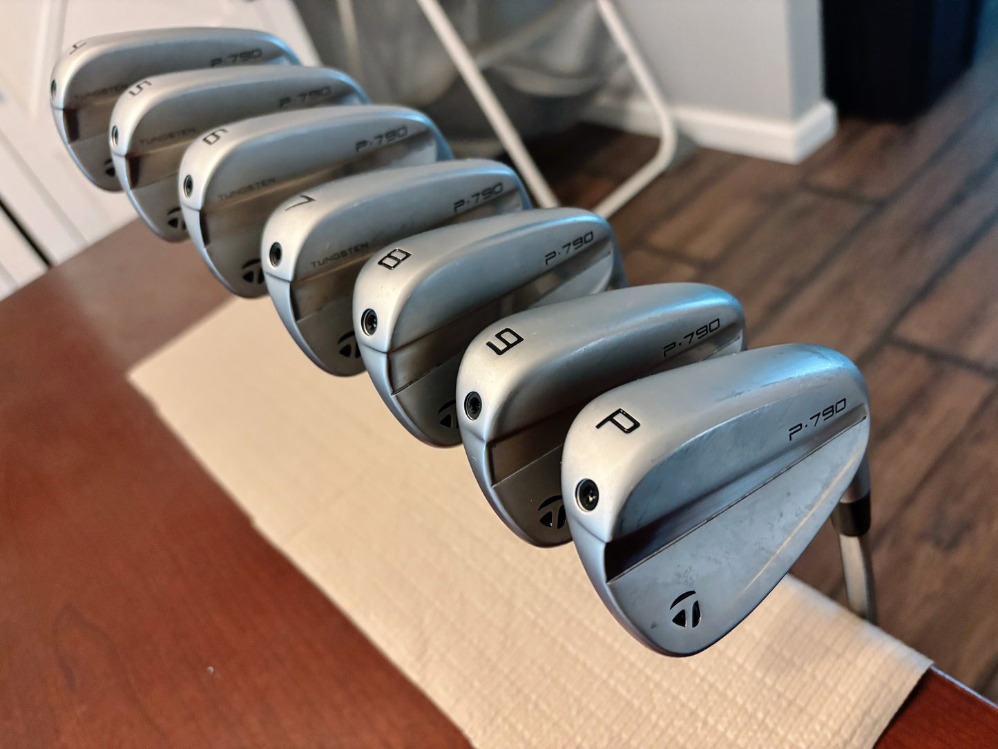 Taylormade P790 ‘24 Iron Set 4-PW / KBS Tour FST Stiff