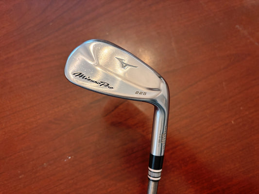 Mizuno Pro 225 Gap Wedge GW / X-Stiff