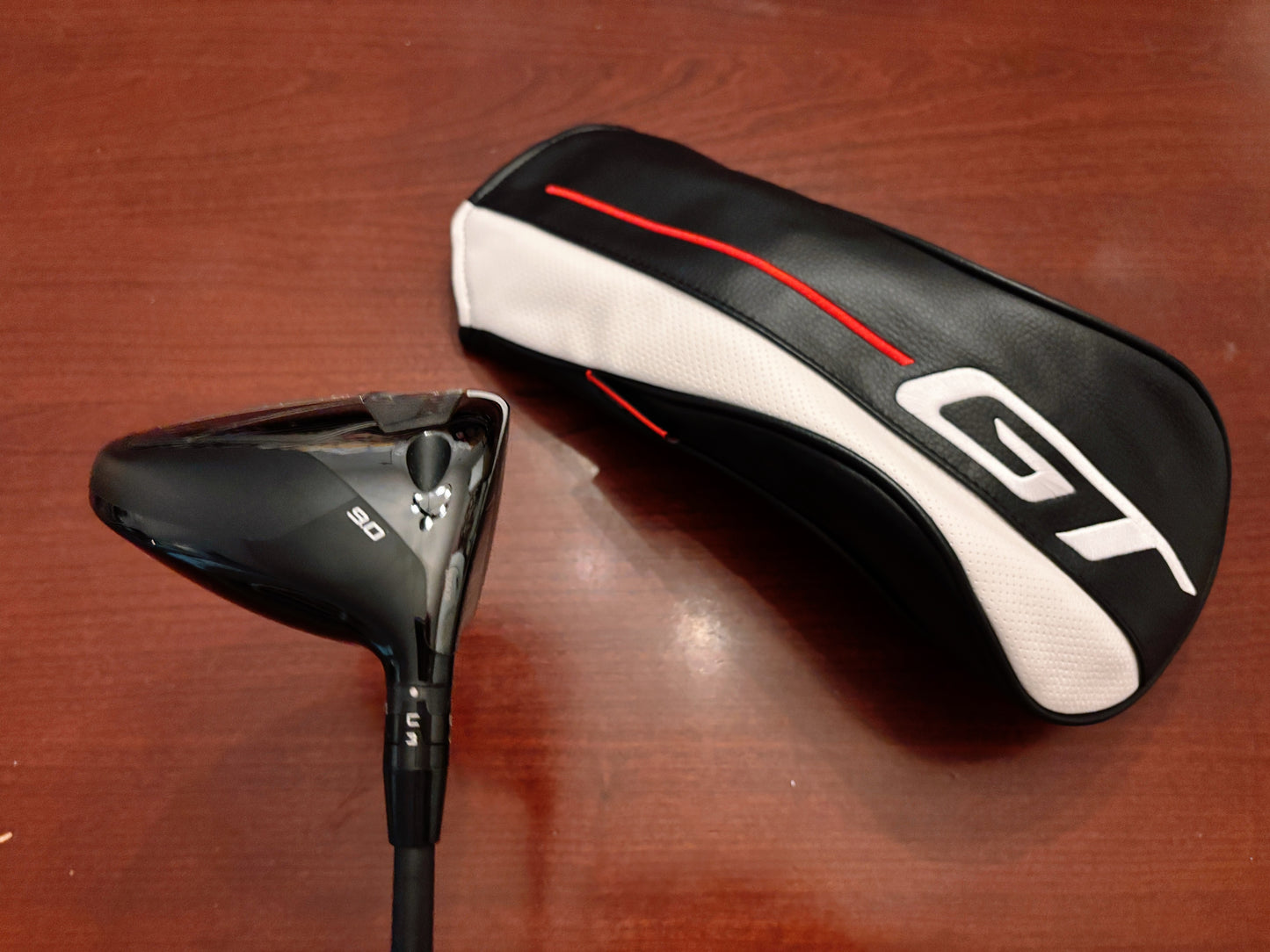 Titleist GT3 Driver 9.0* + headcover / Stiff