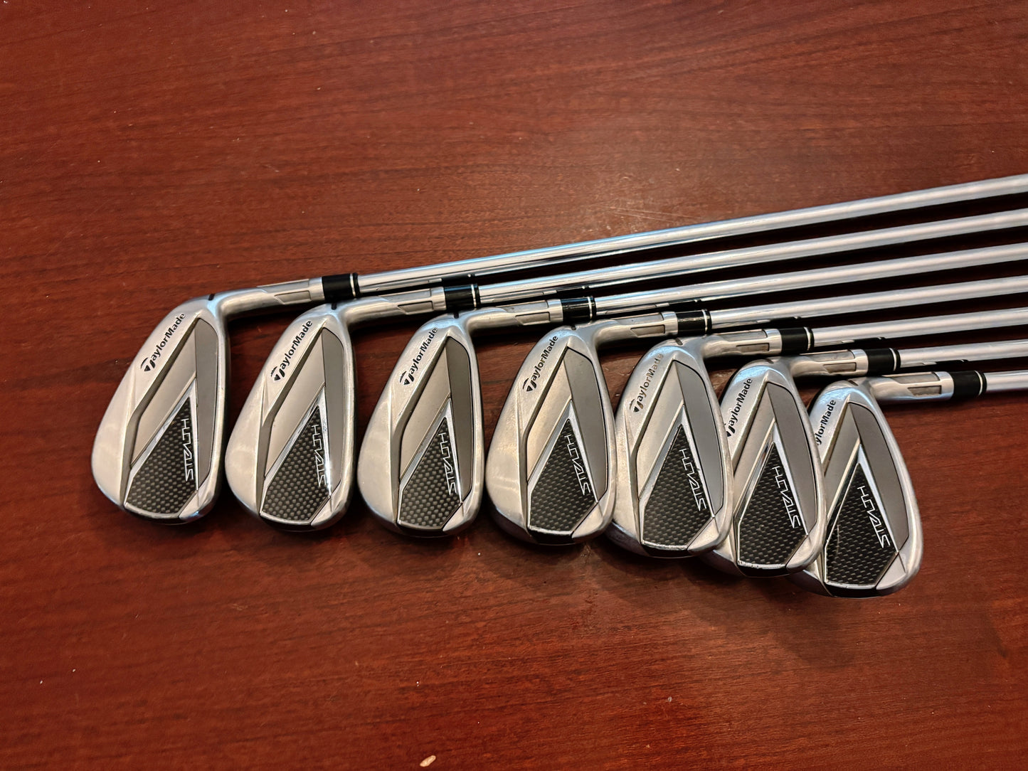 Taylormade Stealth Iron Set 5-AW / KBS Max MT Regular Flex