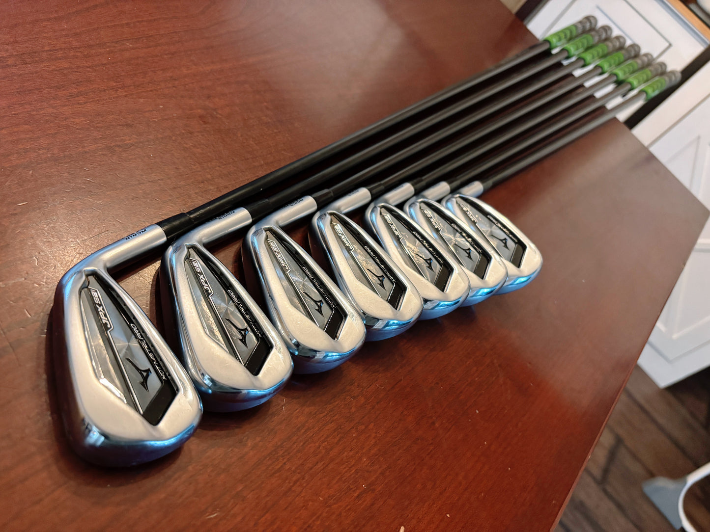 Mizuno JPX 921 Hot Metal Pro Iron Set 4-PW / Project X LZ 5.5 Regular Flex