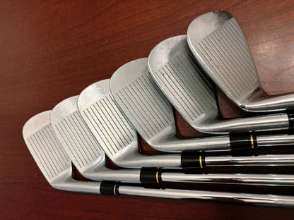 Honma Tour World Forged Iron Set / Stiff