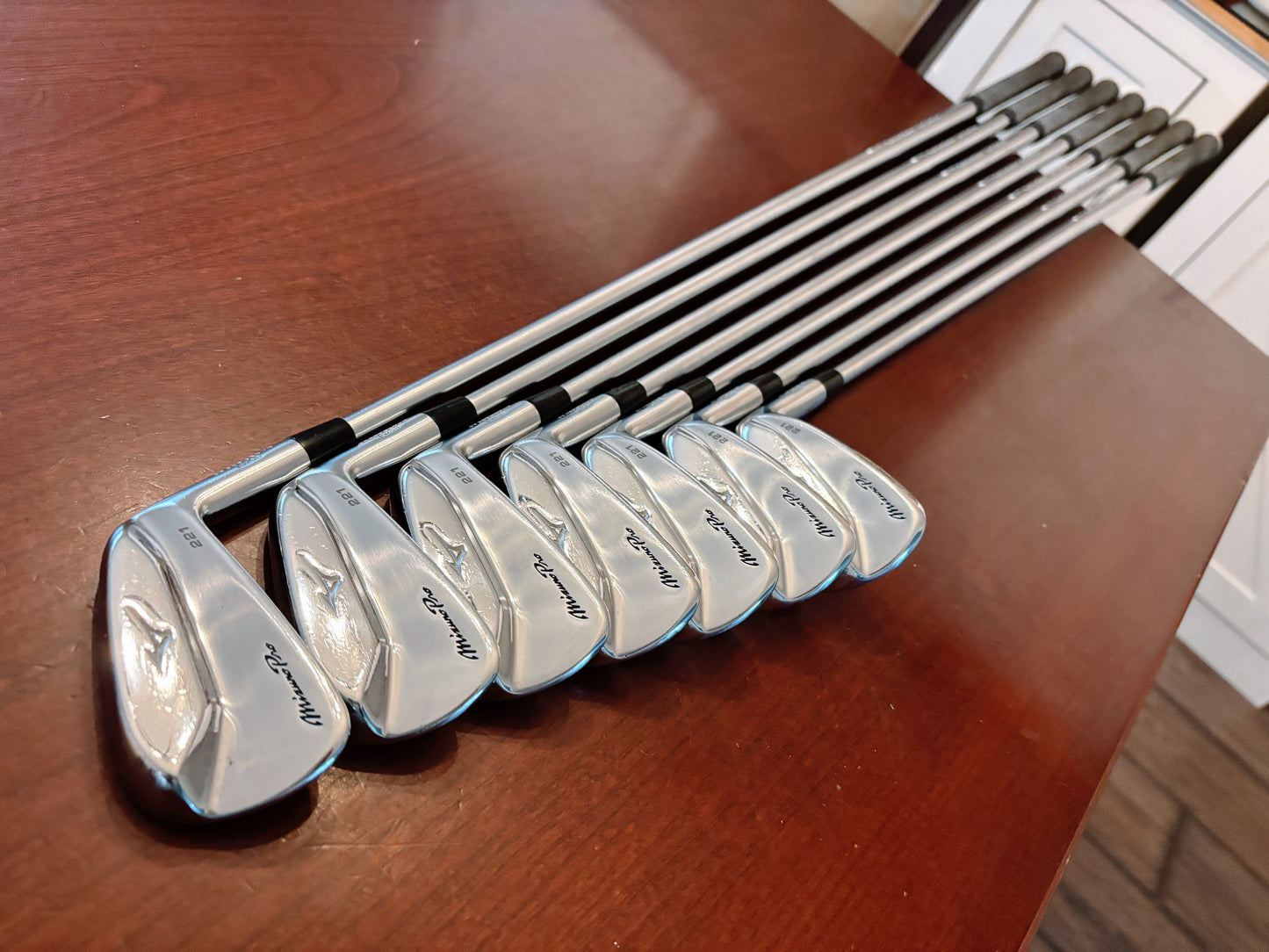 Mizuno Pro 221 Iron Set 4-PW / Project X LS 6.0 Stiff