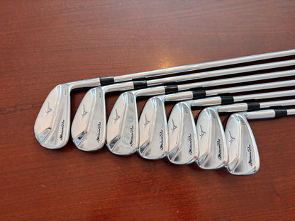 Mizuno Pro 221 Iron Set 4-PW / NS Pro 120 Stiff