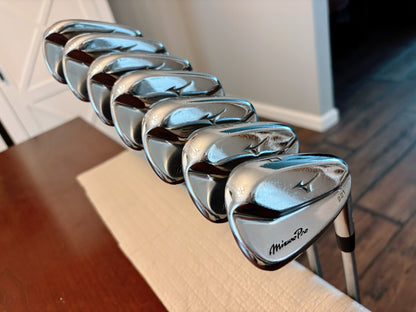 Mizuno Pro 221 Iron Set 4-PW / Project X LS 6.0 Stiff