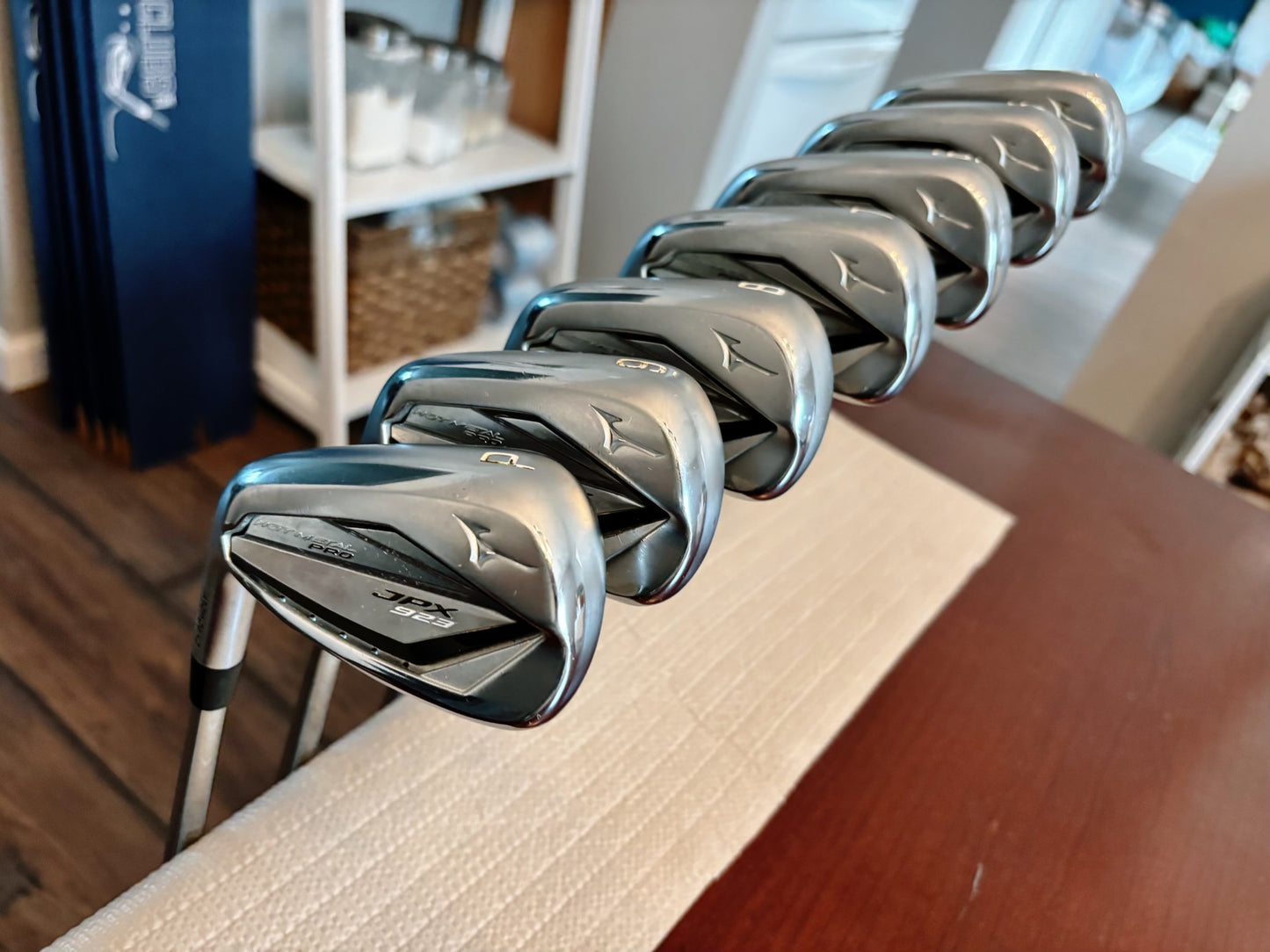 (Left-handed) Mizuno JPX 923 Hot Metal Pro Iron Set 4-PW / Dynamic Gold 105 S300 Stiff