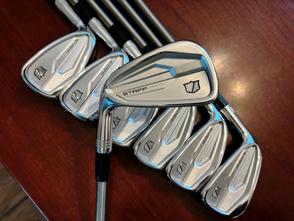 (Left-handed) Wilson Staff CB ‘24 Iron Set 4-PW / Aerotech Steelfiber Stiff