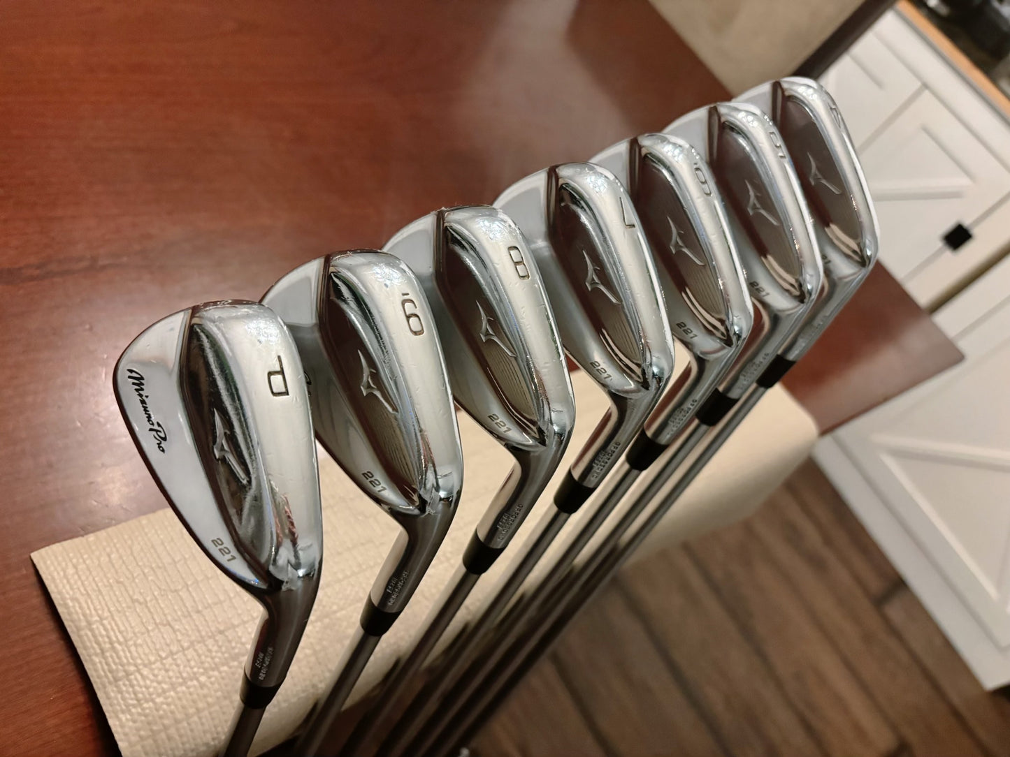 Mizuno Pro 221 Iron Set 4-PW / Project X LS 6.0 Stiff