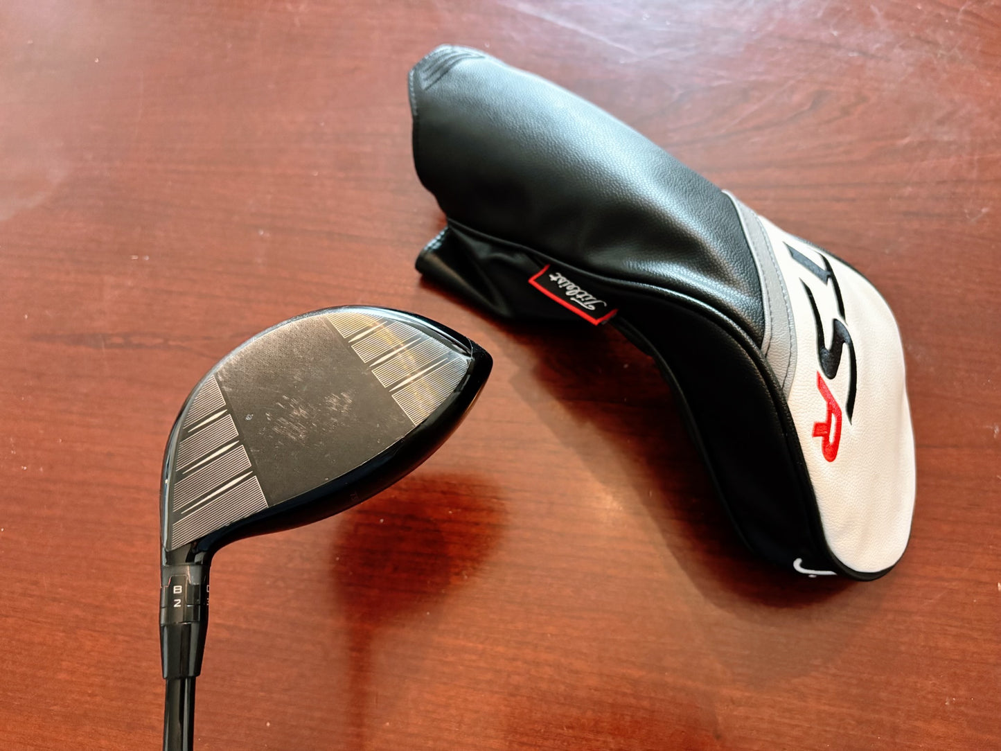 Titleist TSR2 Driver 10* + headcover / Regular Flex