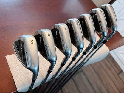 Taylormade SIM2 Max Iron Set 5-PW,SW / KBS Tour 120 Stiff