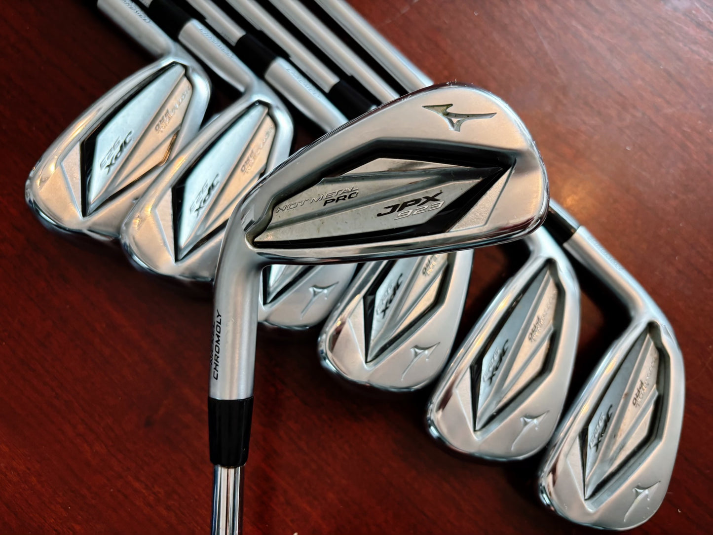 (Left-handed) Mizuno JPX 923 Hot Metal Pro Iron Set 4-PW / Dynamic Gold 105 S300 Stiff